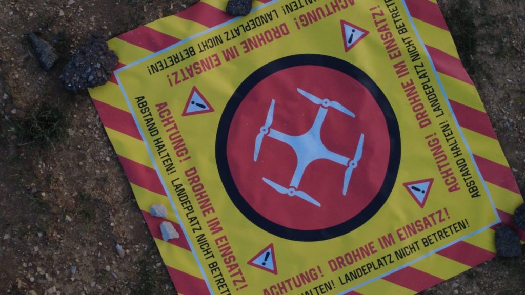 Übung der Drohneneinheit im ehemaligen Munitionslager Tiefenbachtal: Erkundung und Wärmebild